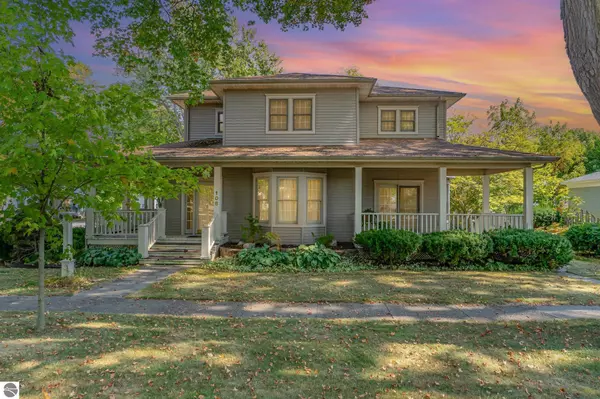 108 N 3rd Street, Shepherd, MI 48883