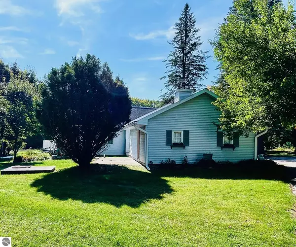 Central Lake, MI 49622,2528 Muckle Road