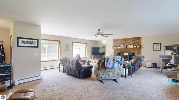 Farwell, MI 48622,8757 Reiss Drive