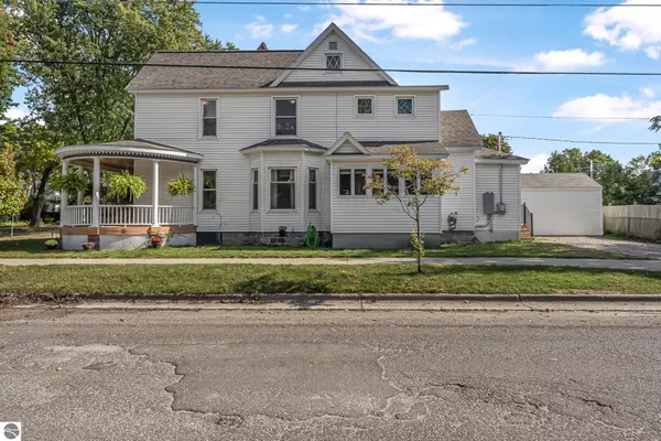 Traverse City, MI 49684,337 W Eleventh Street