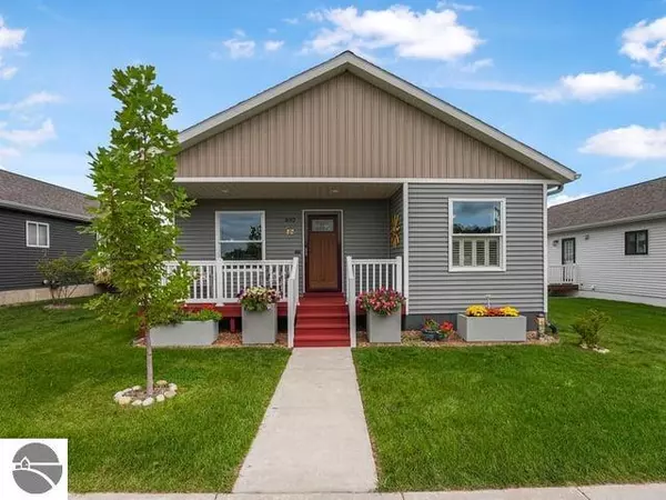 892 Sienna Street, Traverse City, MI 49696