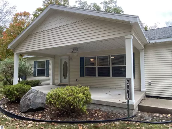 2861 E Peters Road, Lupton, MI 48635