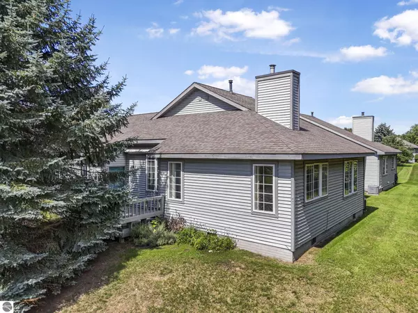 Traverse City, MI 49684,12053 S Elk Run