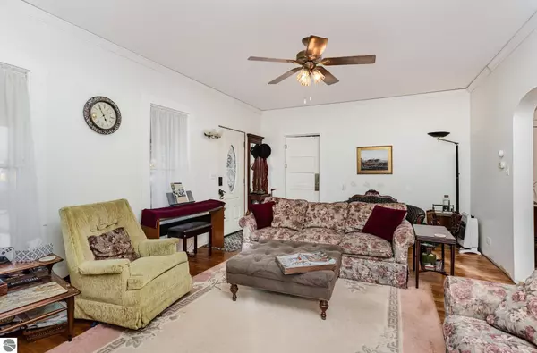 Ithaca, MI 48847,224 E Newark Street