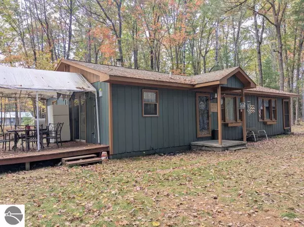 6853 Ruth Road, Oscoda, MI 48750