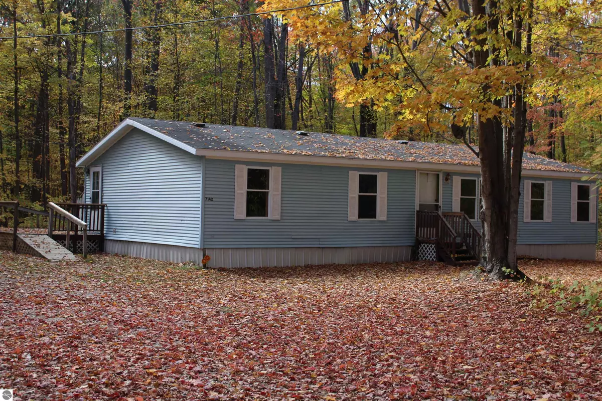 Kalkaska, MI 49646,7142 Co Road 612 NE