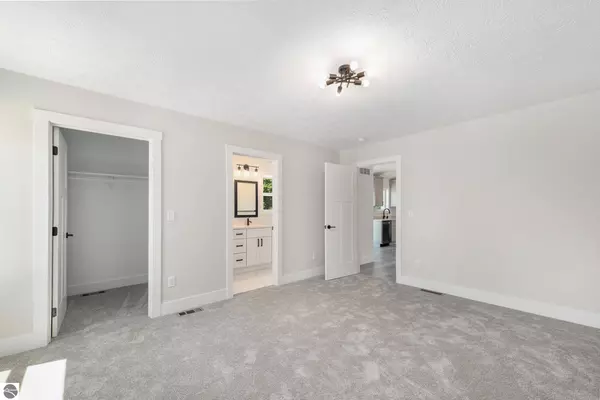 Traverse City, MI 49685,4712 Owl View Drive