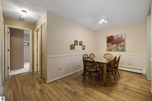 Traverse City, MI 49686-2943,119 Fair Street