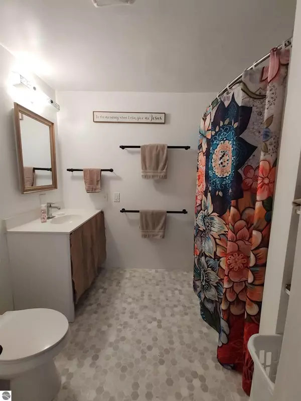 Tustin, MI 49688-8157,17792 22 Mile Road