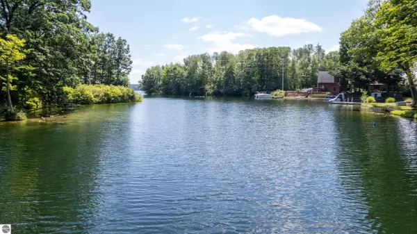 Mesick, MI 49668,23920 Beers Road