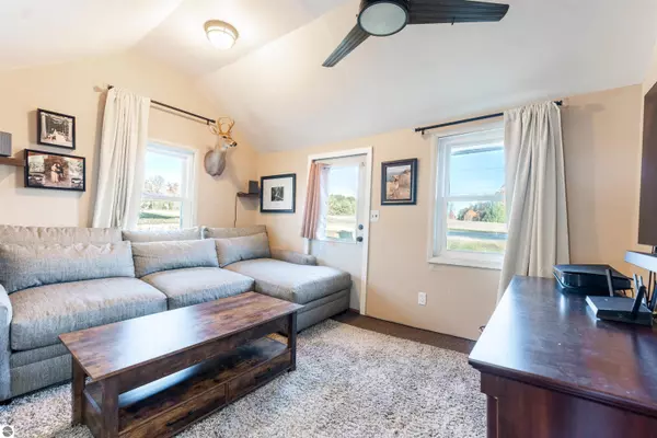 Grawn, MI 49637-9793,1868 County Road 633