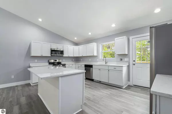 Kalkaska, MI 49646,5203 NE Myers Road