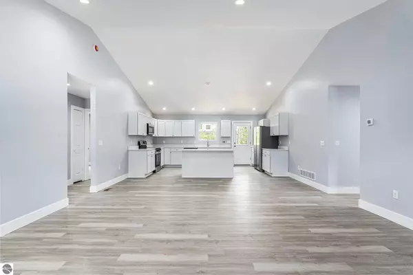 Kalkaska, MI 49646,5203 NE Myers Road