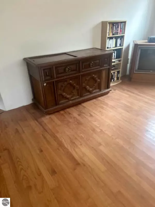 Beulah, MI 49617,10763 Aylsworth Road