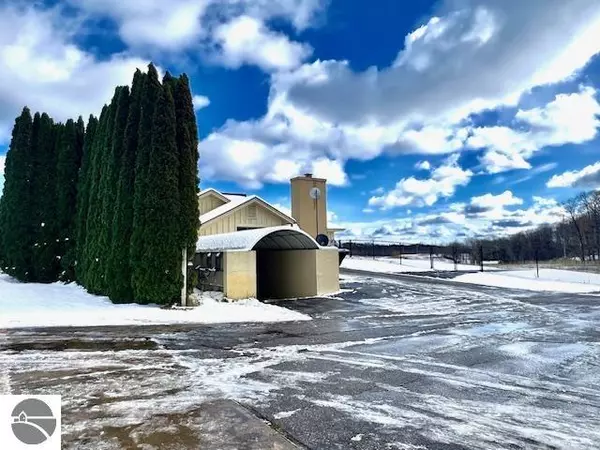 Northport, MI 49670,6700 N Matheson Road