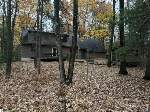 Traverse City, MI 49686,4545 Paper Birch