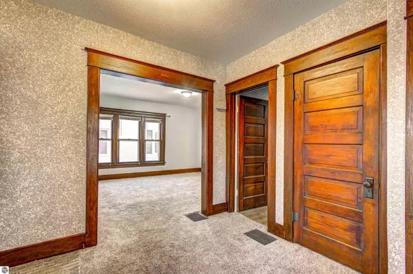 Alma, MI 48801,224 Rockingham Avenue