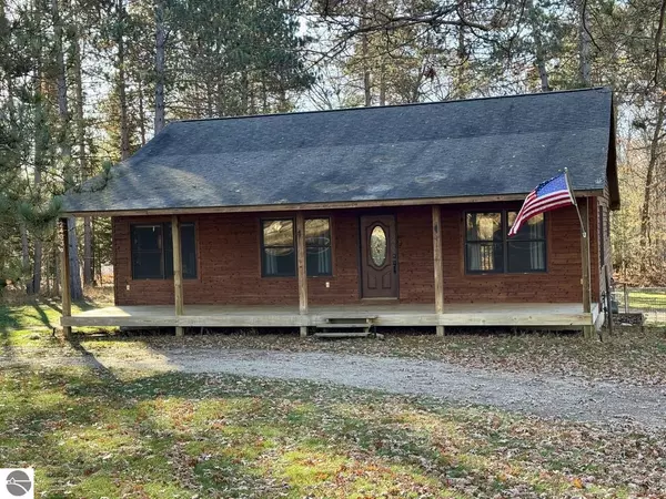 2433 W Maplehurst Drive, Roscommon, MI 48653