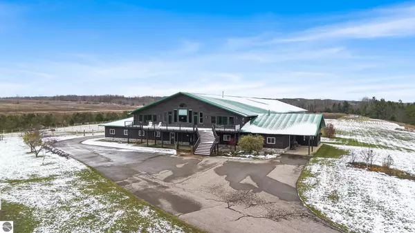 130 S Peninsula, East Jordan, MI 49727