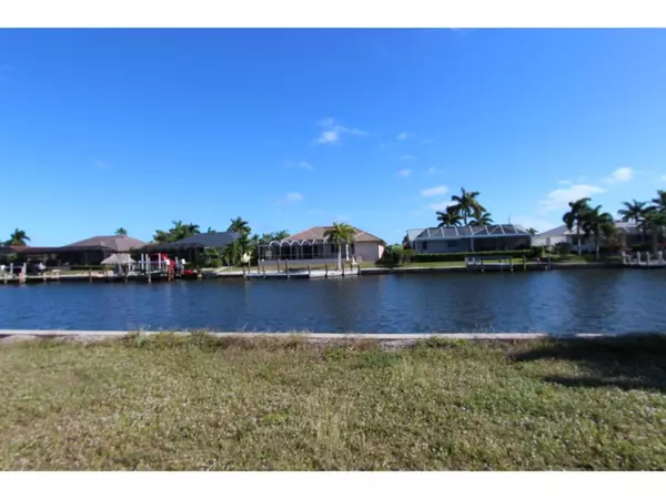 Marco Island, FL 34145,1567 BUCCANEER COURT