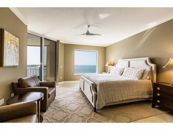 970 CAPE MARCO DRIVE #1504, Marco Island, FL 34145