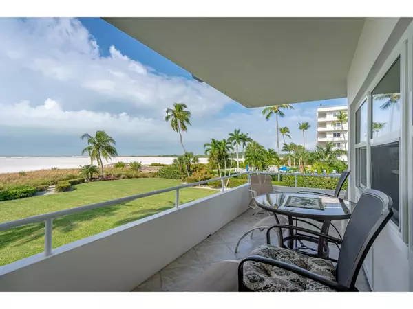 220 Seaview COURT #210, Marco Island, FL 34145