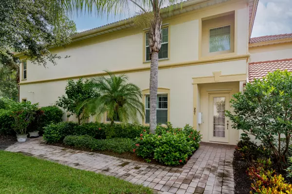 Bonita Springs, FL 34135,26467 LUCKY STONE ROAD #201