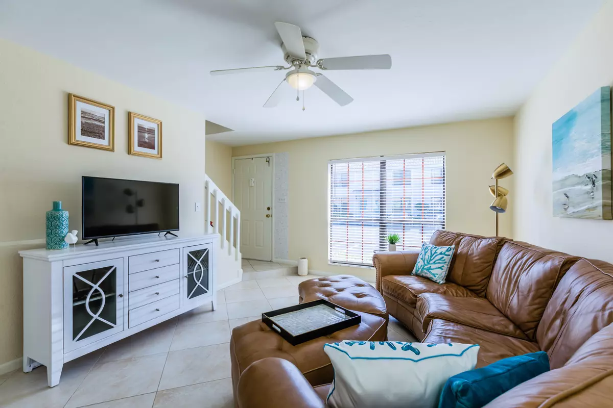 Marco Island, FL 34145,112 CLYBURN STREET #4