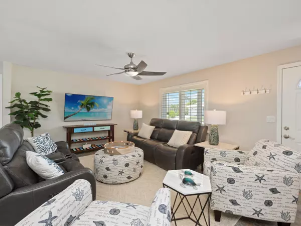 Marco Island, FL 34145,632 SEAGRAPE DRIVE