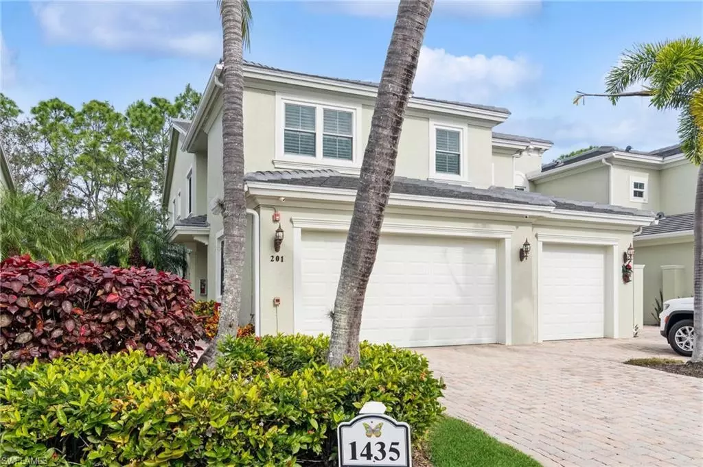 Naples, FL 34105,1435 MARIPOSA CIRCLE #201