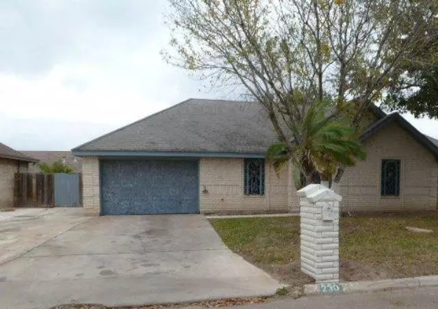 Palmview, TX 78572,230 Azucena ST