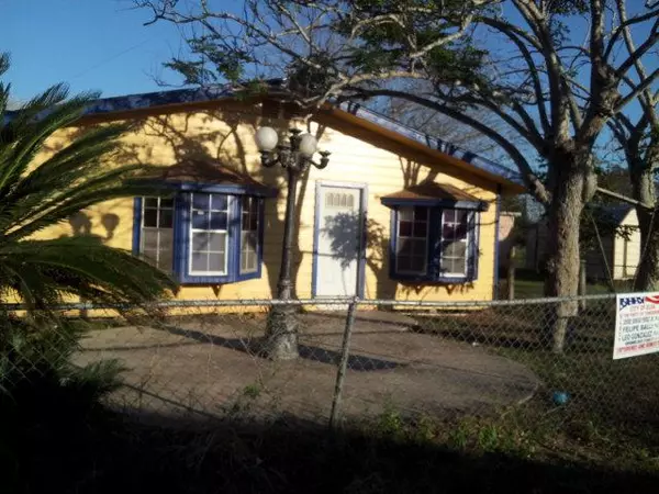 913 N Navarro ST #6 & 7,  Elsa,  TX 78543