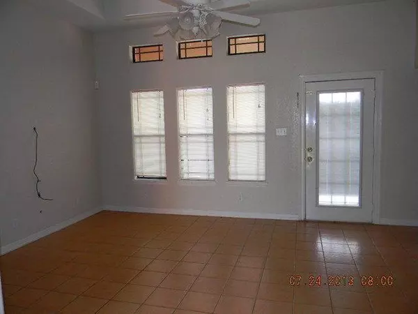 Elsa, TX 78543,846 La Coma CT