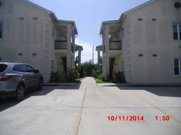 South Padre Island, TX 78597,107 W Bahama ST #4