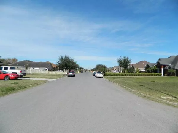 Edinburg, TX 78541,0 N Aceves ST