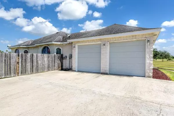 Harlingen, TX 78552,28184 Colony CT