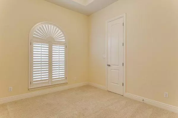 Mission, TX 78572,2421 E 6th AVE