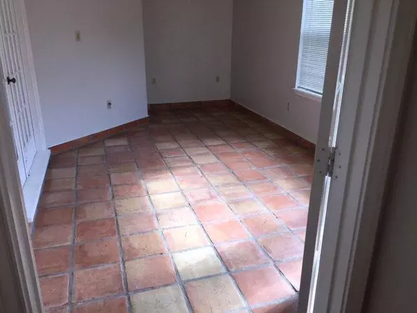 Edinburg, TX 78539,232 W Austin BLVD