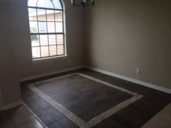 Mission, TX 78572,1105 W East ST
