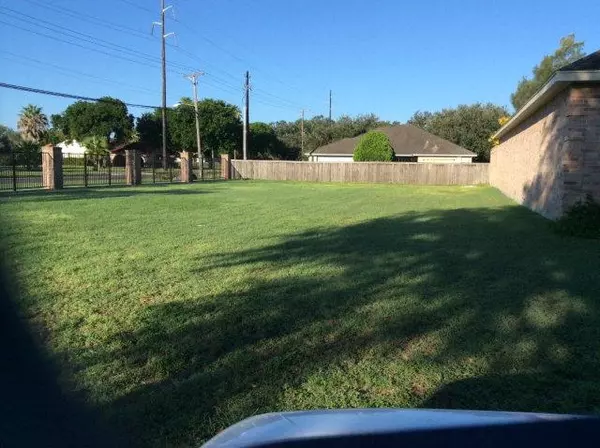 Weslaco, TX 78596,1722 S Misty LN