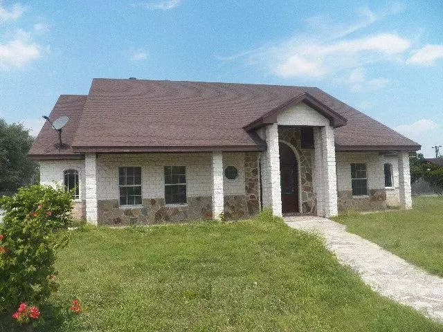 Weslaco, TX 78599,802 Country LN