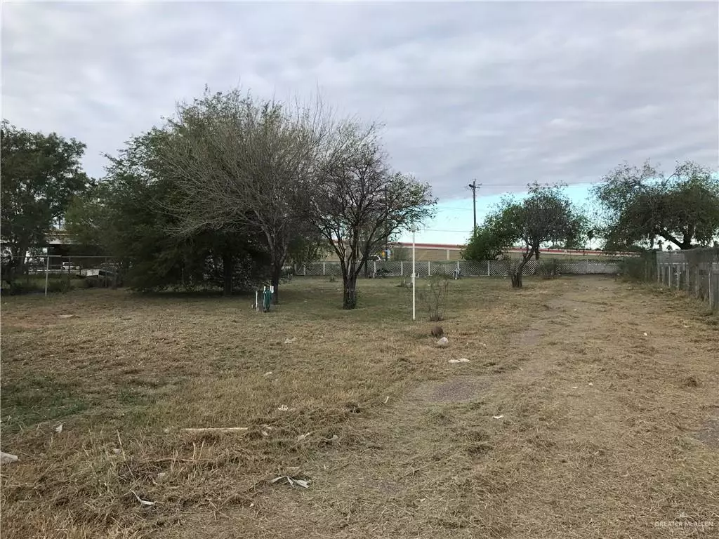 Mission, TX 78572,921 Jay AVE