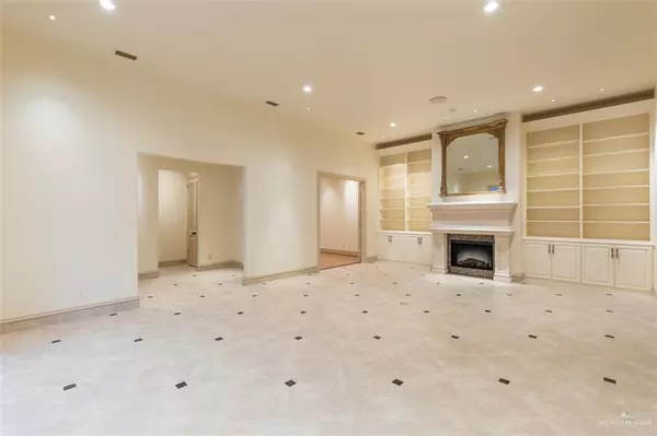 Mcallen, TX 78503,220 W Pineridge LN