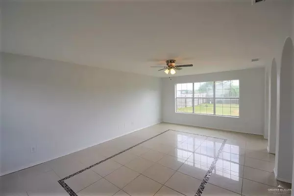 Harlingen, TX 78552,605 Viriole LN