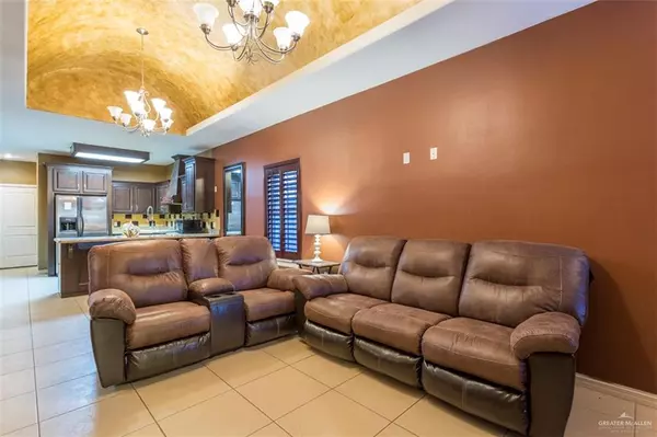 Edinburg, TX 78542,1810 Leann Rimes RD