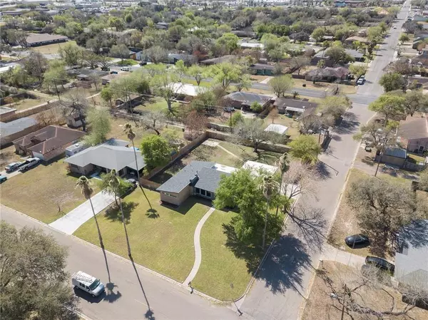 Mission, TX 78572,1002 Pamela DR