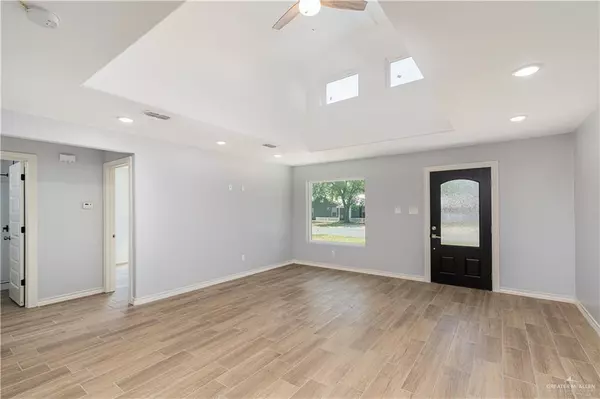 Mcallen, TX 78501,1310 N 8th ST