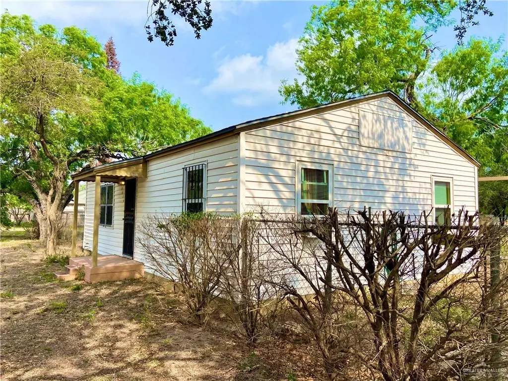 Weslaco, TX 78595,402 W Sugar Cane DR