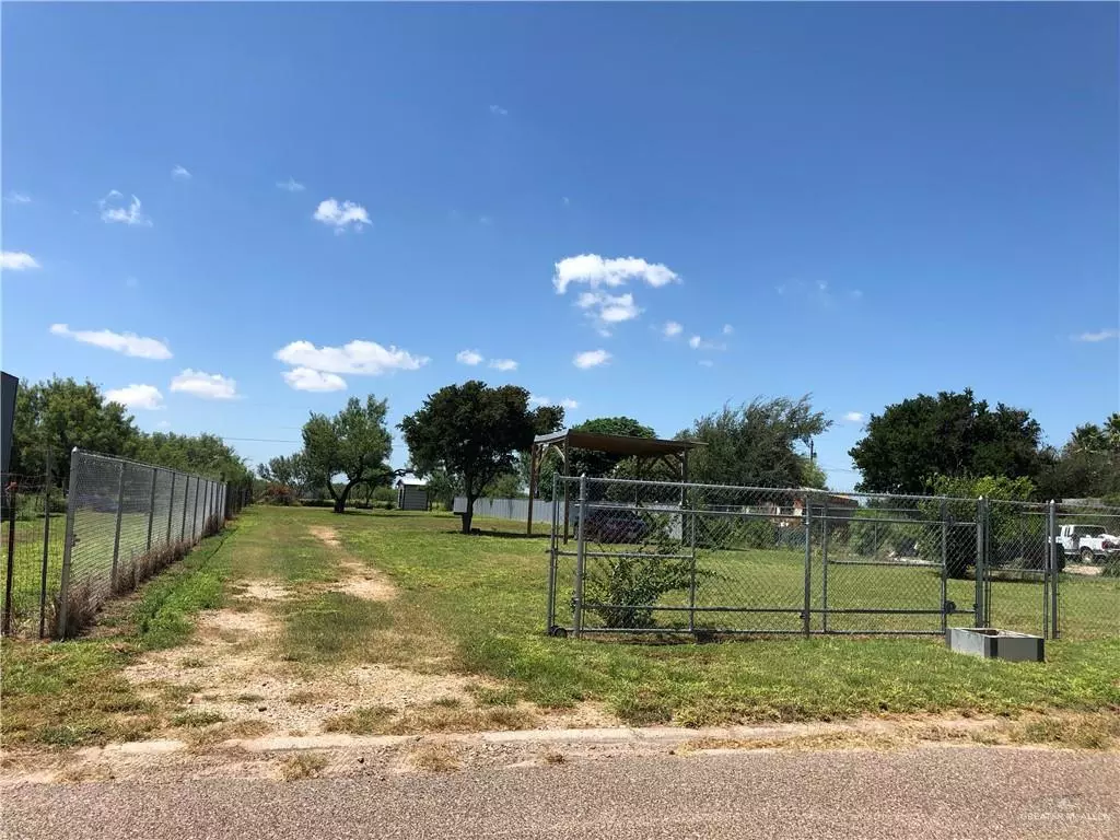 Sullivan City, TX 78572,718 E El Sendero ST