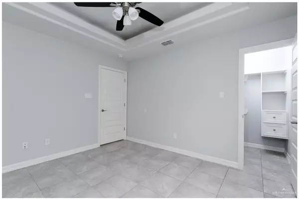 Edinburg, TX 78541,205 Teak DR